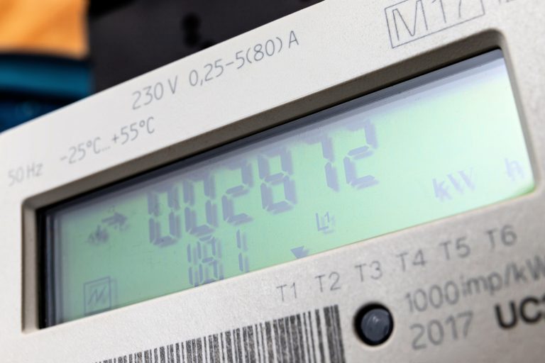 Commercial half hourly electric meter